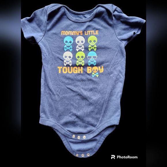 Baby boy onesies size 24mos - Picture 5 of 9